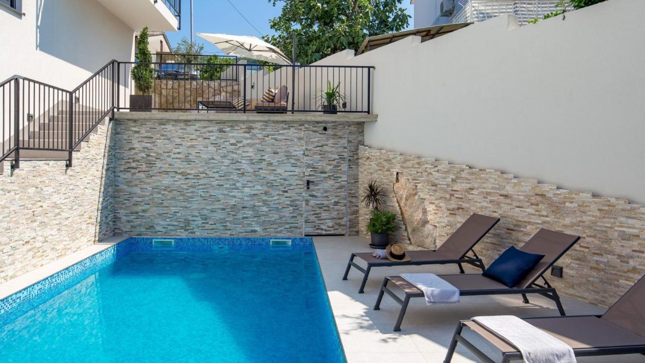 Apartments Villa Frankola With Swimming Pool Crikvenica Ngoại thất bức ảnh