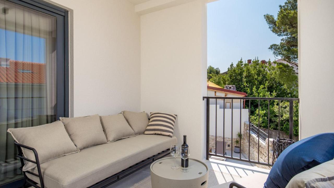 Apartments Villa Frankola With Swimming Pool Crikvenica Ngoại thất bức ảnh