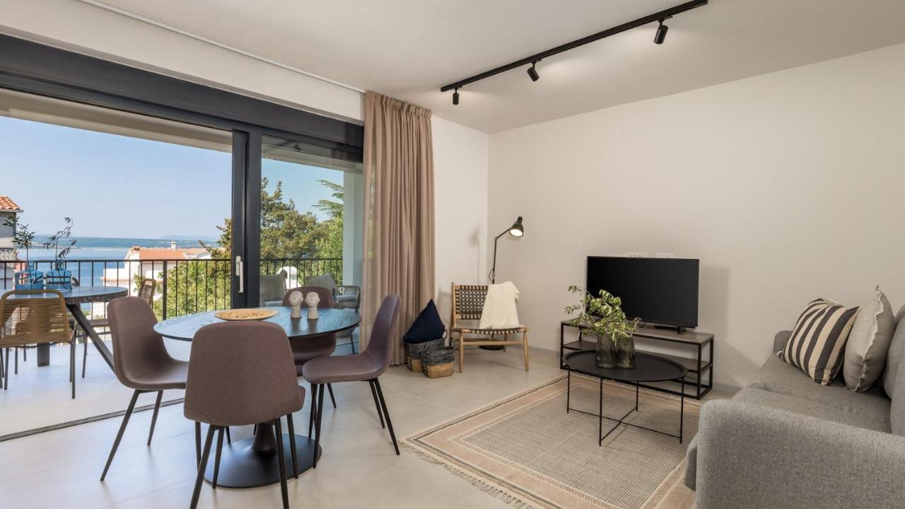 Apartments Villa Frankola With Swimming Pool Crikvenica Ngoại thất bức ảnh