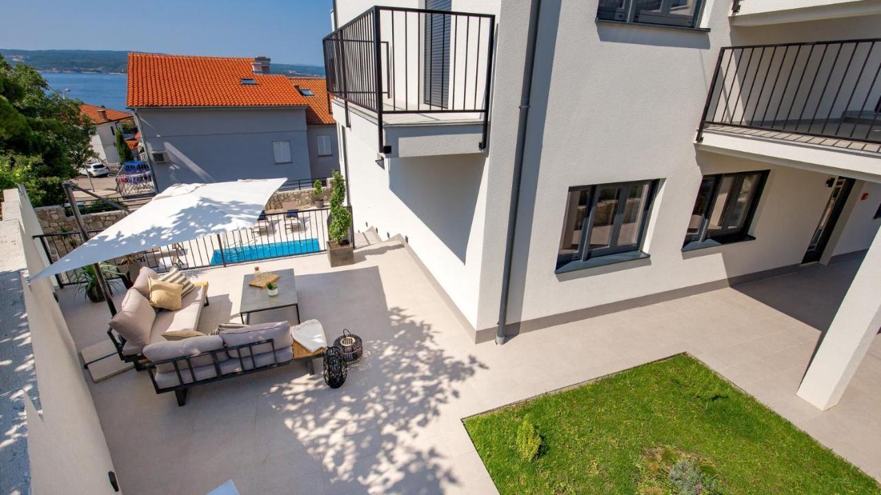 Apartments Villa Frankola With Swimming Pool Crikvenica Ngoại thất bức ảnh
