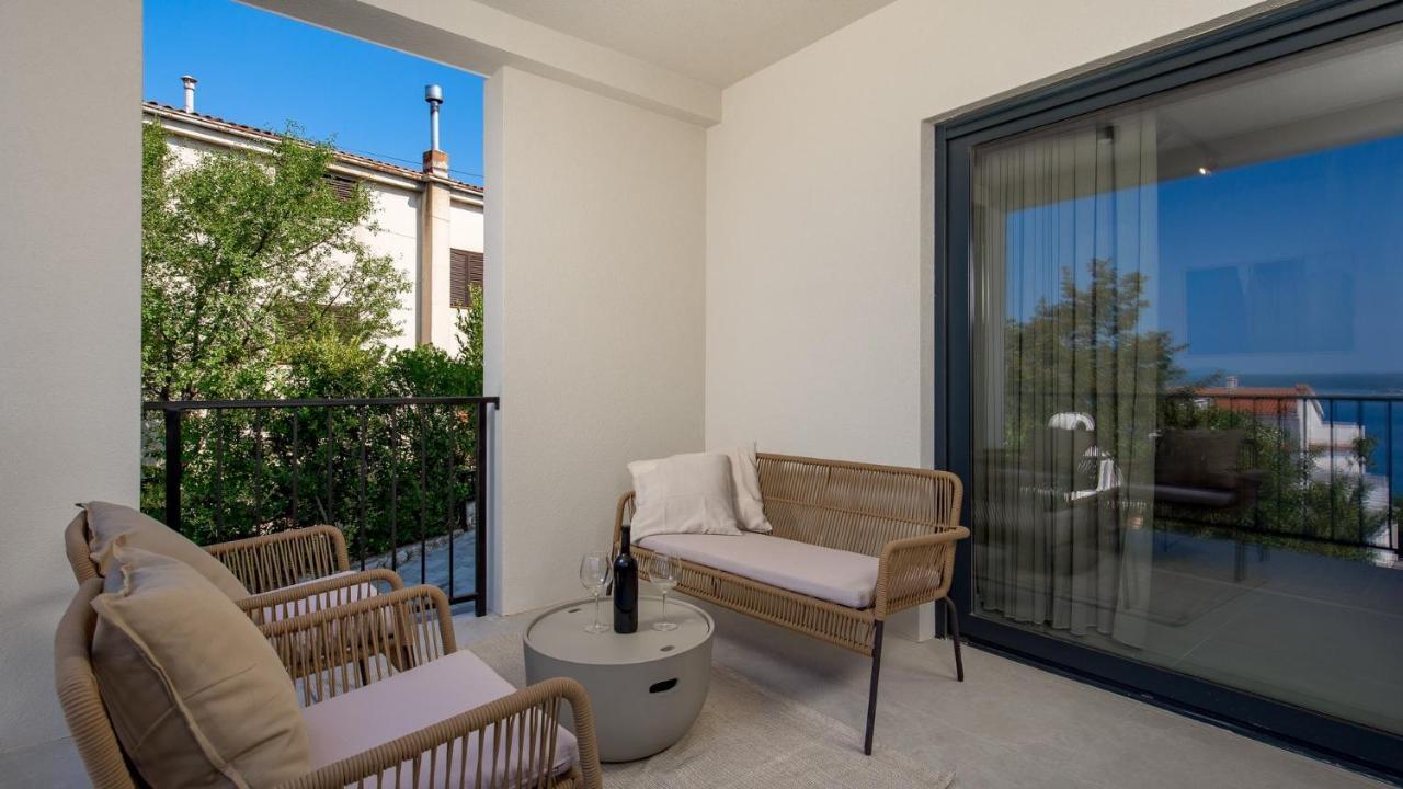 Apartments Villa Frankola With Swimming Pool Crikvenica Ngoại thất bức ảnh